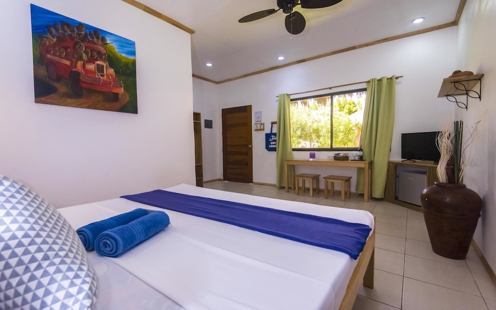 Deluxe Cottage - Photo 1