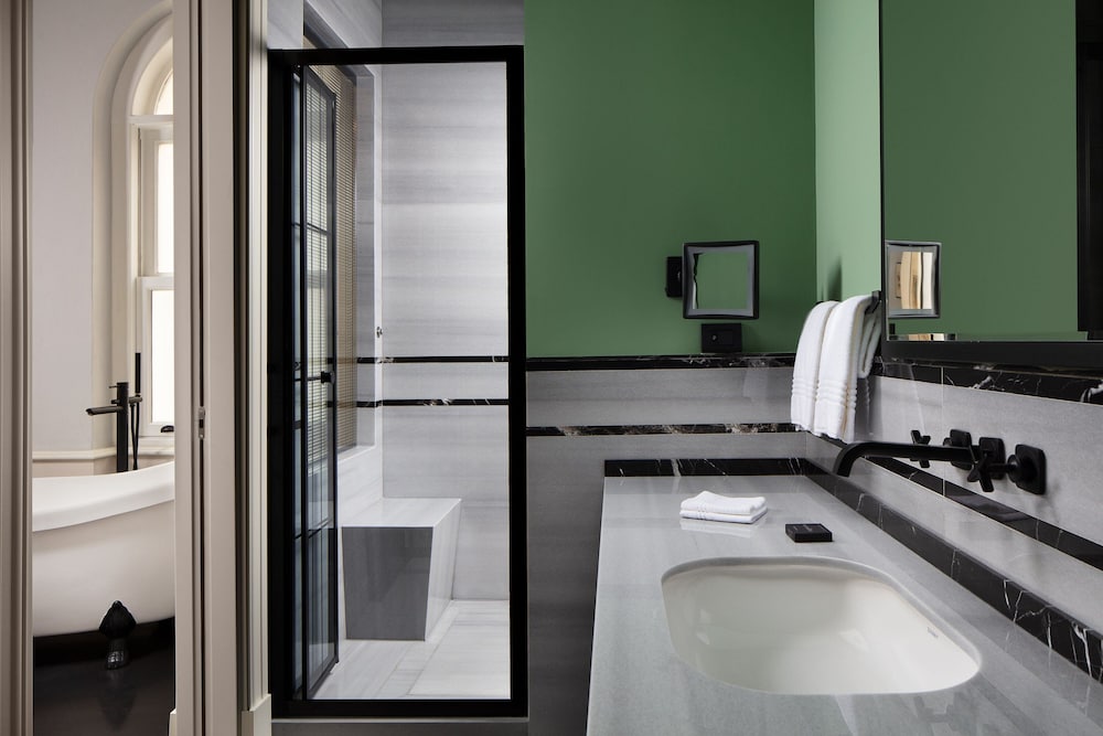 Suite – 1 Kingsize-Bett, Nichtraucher