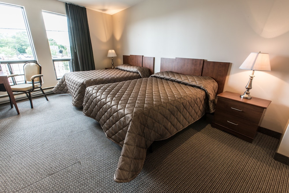 Standard Double Room, 2 Double Beds, Non Smoking photo 2
