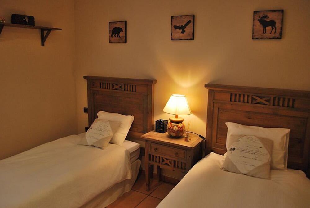 Habitación Doble Básica, 2 Camas Individuales