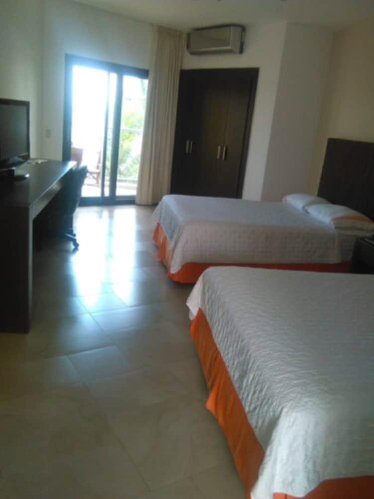 Standard Room photo 3