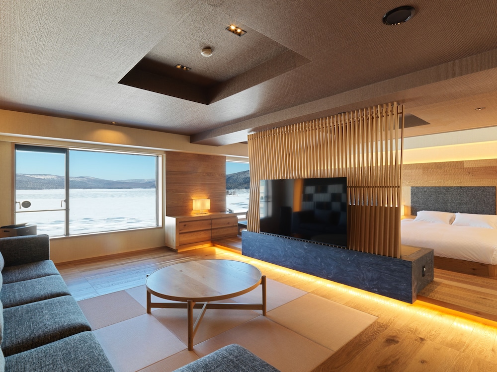 (WINGS) Lake View Deluxe Japanese Western Room, Non Smoking - Photo 4