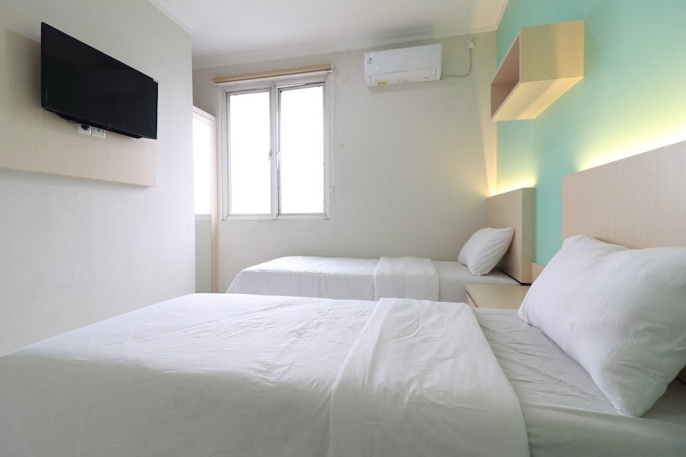 Twin Room - Photo 2