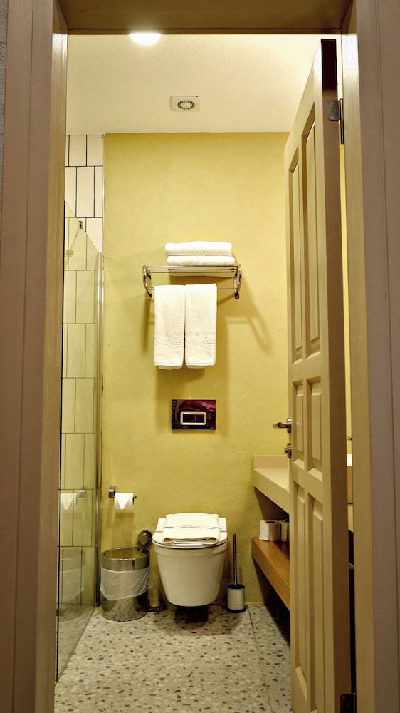 Deluxe Double Room, 1 Double Bed - Photo 5