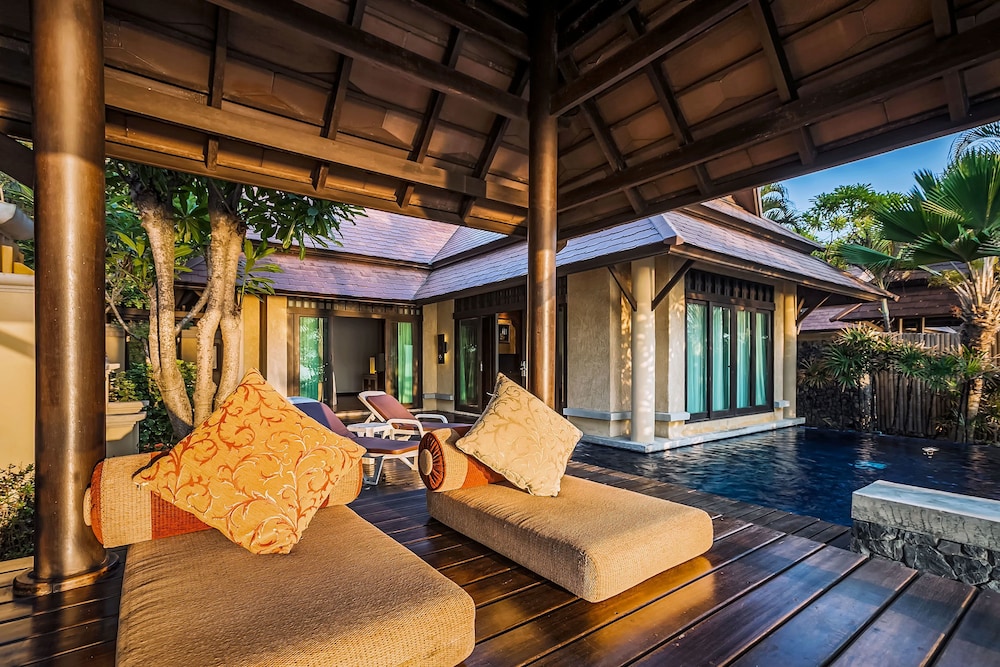Beachfront Pool Villa Suite (Adult Only) - Photo 10