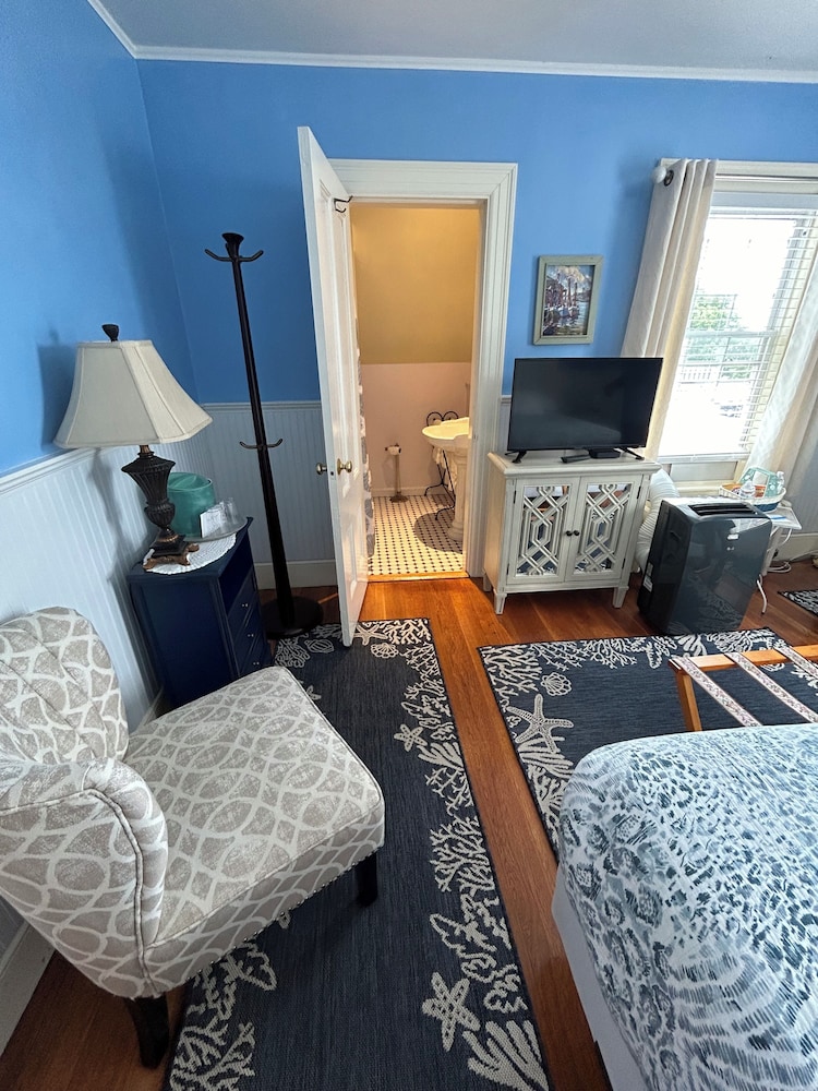 Premium Room, 1 King Bed, Ocean View photo 1