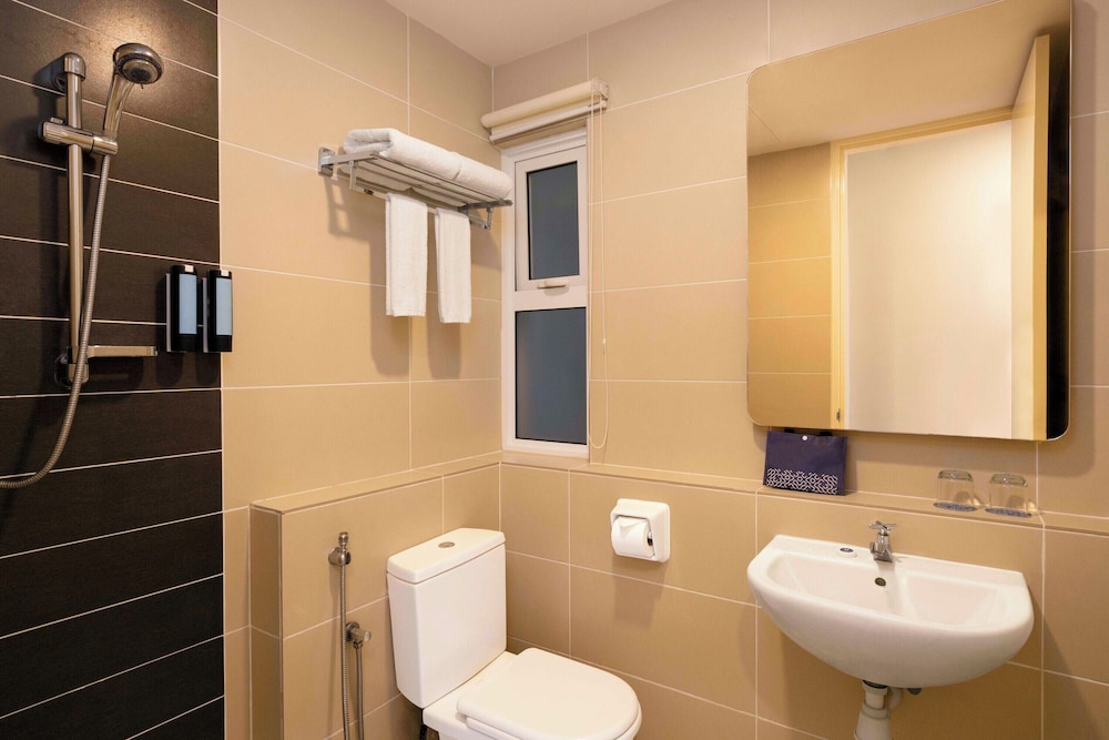 3 Bedroom Grand Deluxe Suite Lakeview