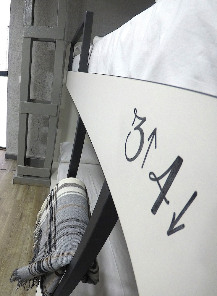 Shared Dormitory, Mixed Dorm (Bed in mixed dorm up to 8)