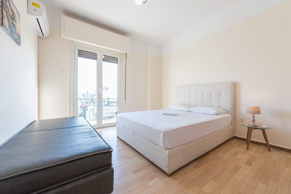 Apartment, 2 Bedrooms, Kitchen (#3Β)