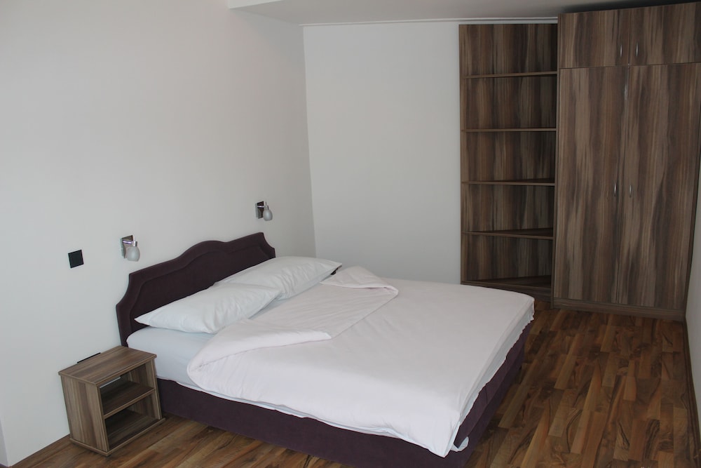 Single Room photo 2