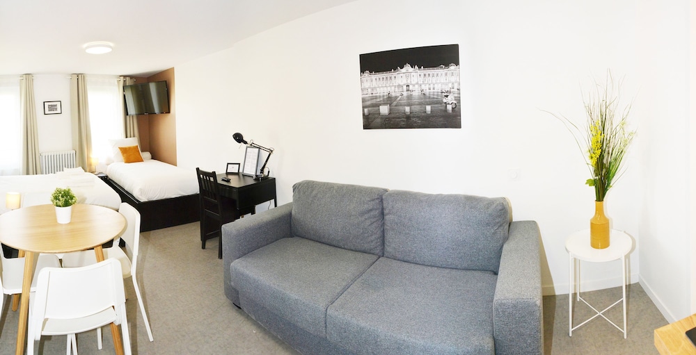 Business Apartment, Multiple Beds, City View photo 2