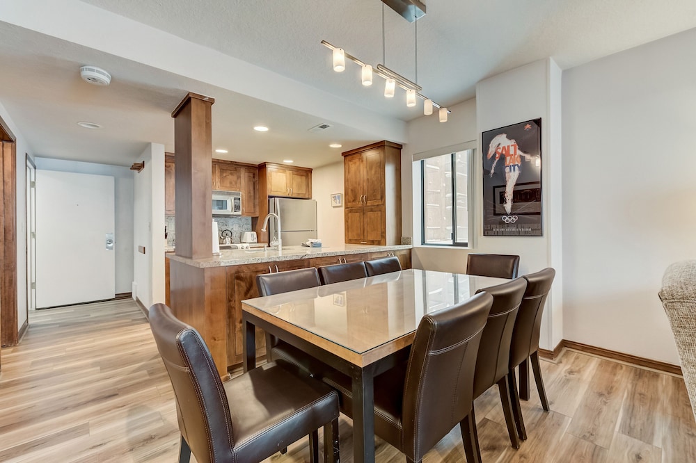 2 Bedroom Condominium - Photo 9