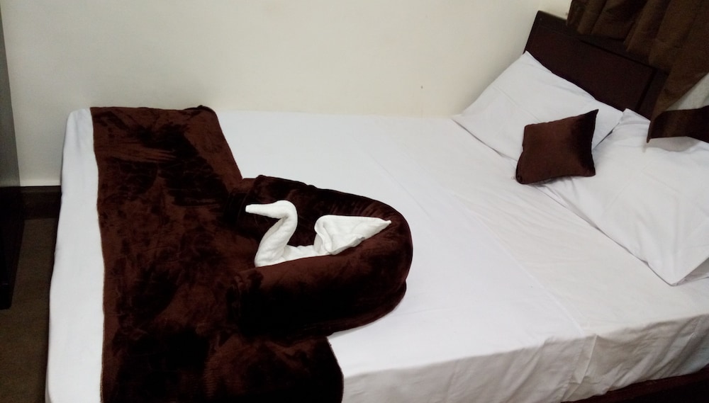Economy Double Room, 1 Double Bed - Photo 3