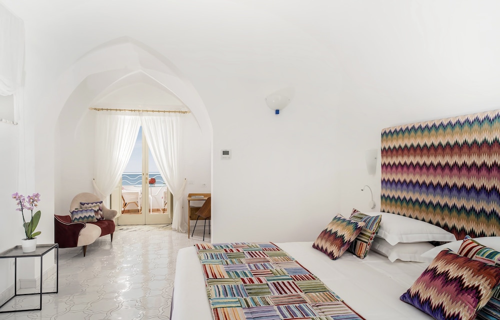 5 Bedrooms Delta Marchesa Villa (Non Smoking)