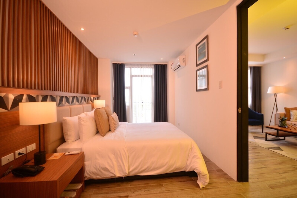 One Bedroom Suite photo 1