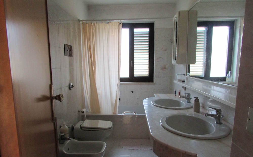 Double Room, Private Bathroom photo 2