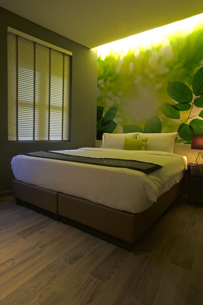 Deluxe Double Room (Gold) photo 3