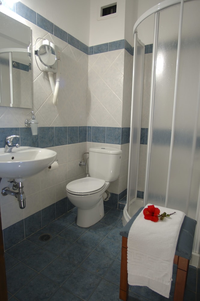 Standard Room, Sea View - Photo 6