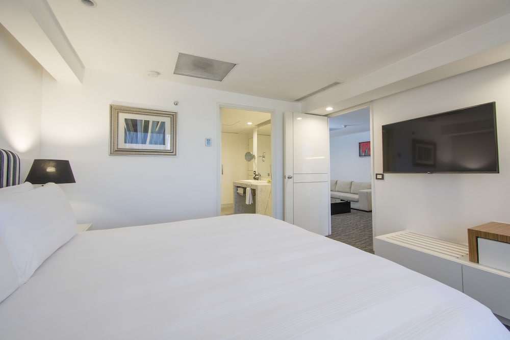 Junior Suite, 1 King Bed
