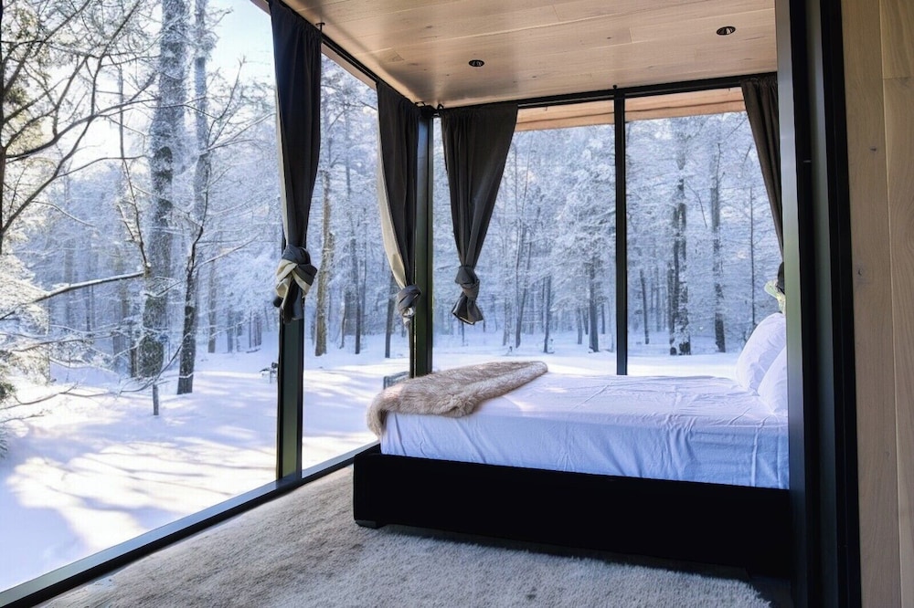 Luxury Cabin, Garden View, Mountainside photo 3
