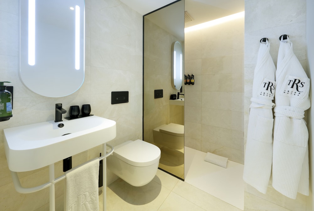 Deluxe Room (Signature Level, Cosy) - Club Access Included - Photo 5