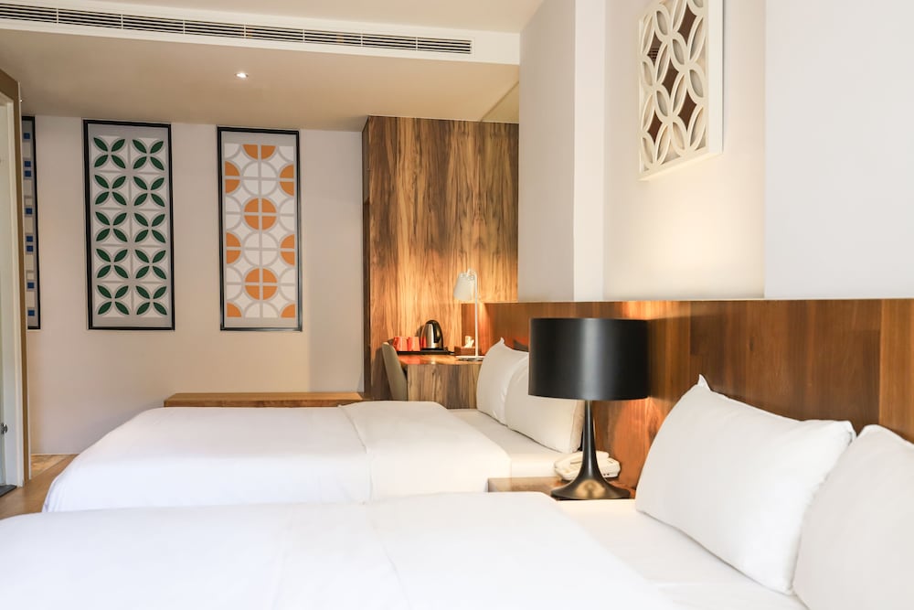 Deluxe Quadruple Room