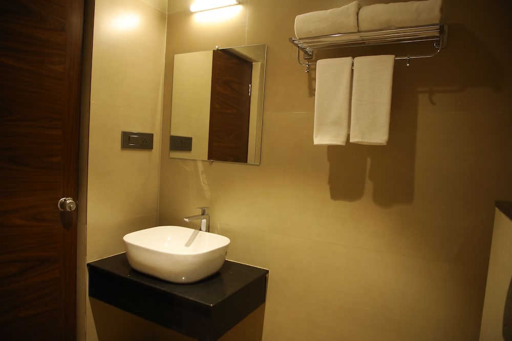 Deluxe Room, City View photo 2