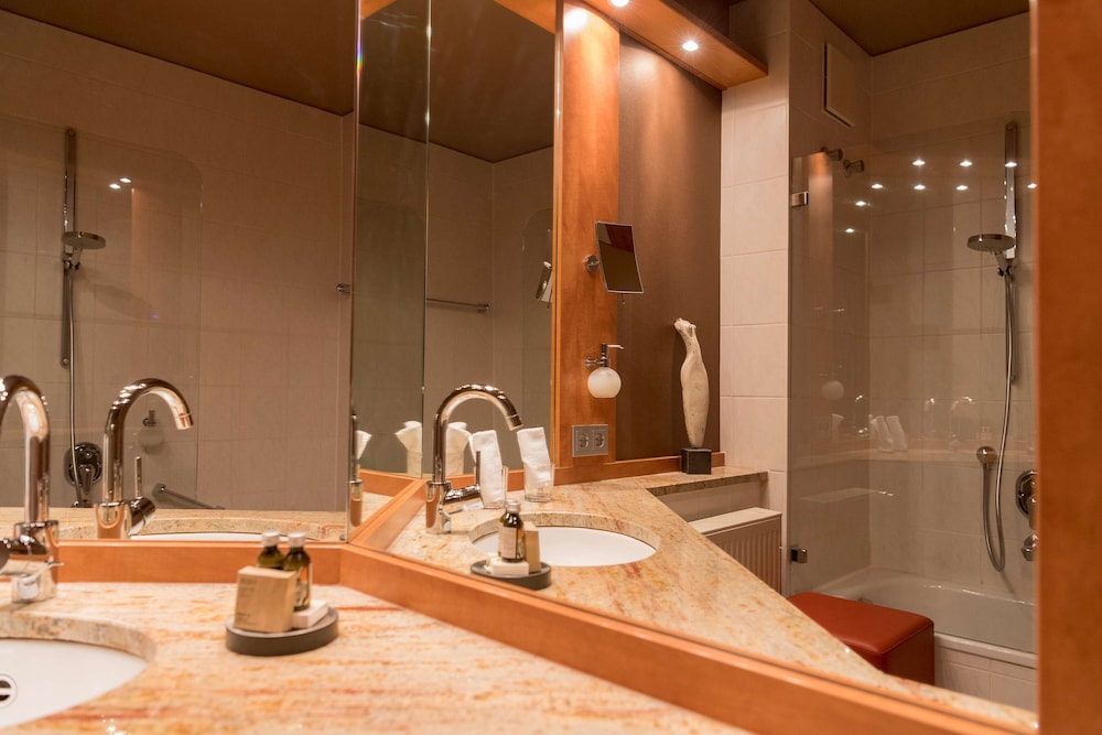Deluxe-Apartment (Long Stay, 300 m distance to the main building) photo 2