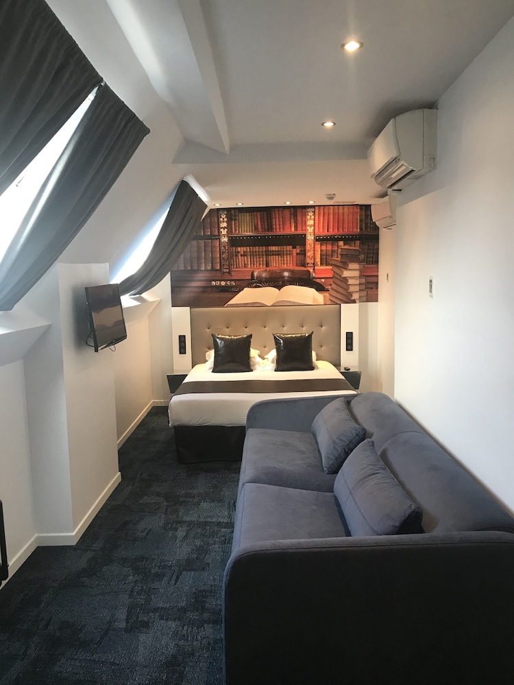 Deluxe Room for 2 (extra fee for extra bed) photo 1