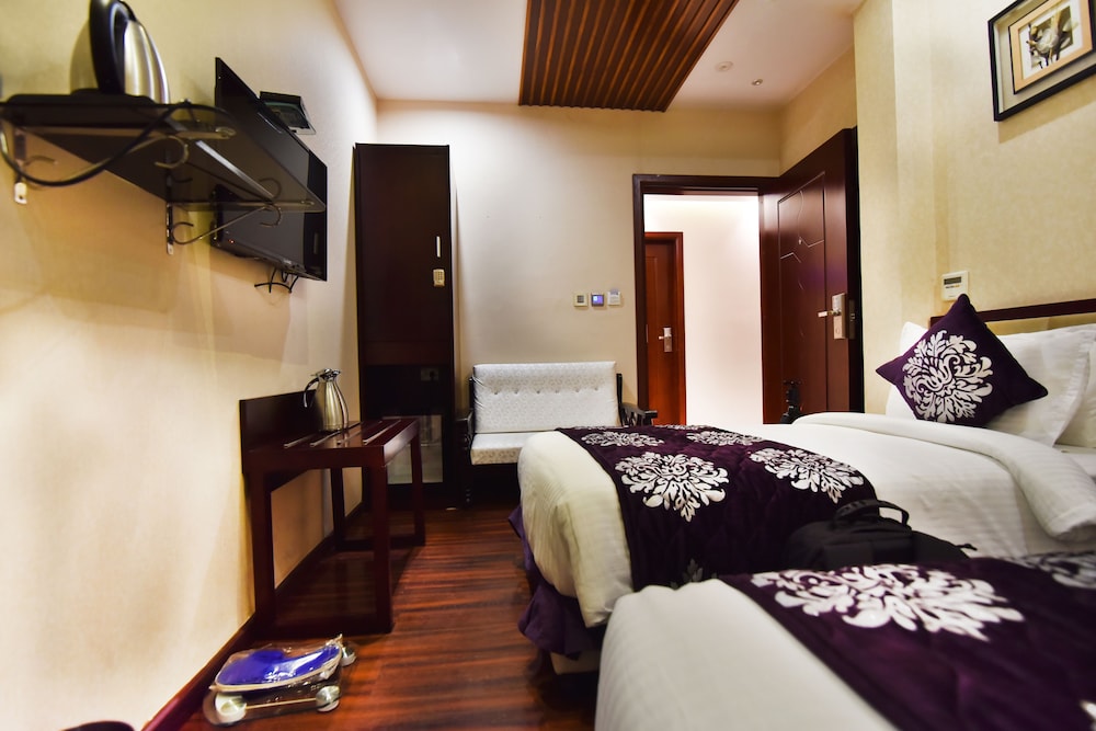 Executive King/Twin Bedroom photo 2