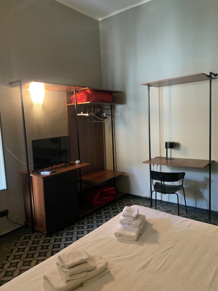 Classic Double or Twin Room - Photo 2
