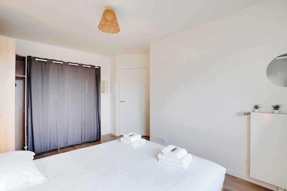Apartment photo 2