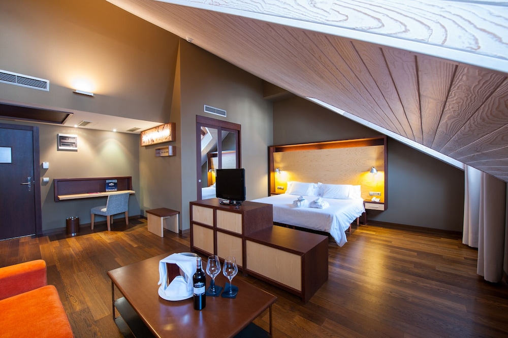 Junior Double Room - Photo 7