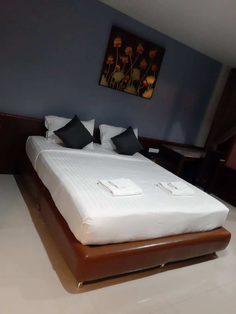 Grand Superior Room (Ground Floor)