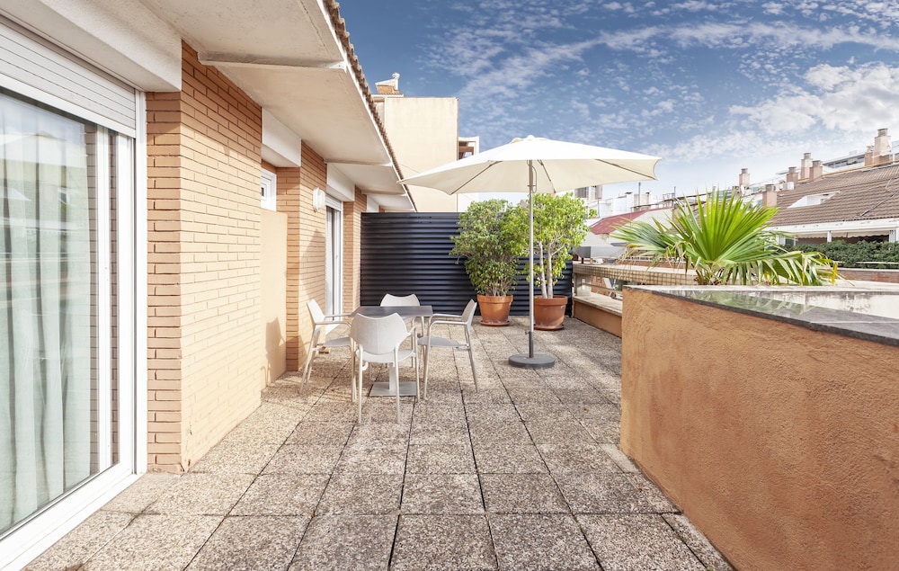 Suite Junior, 1 Cama Doble con Sofá Cama, Terraza (3)