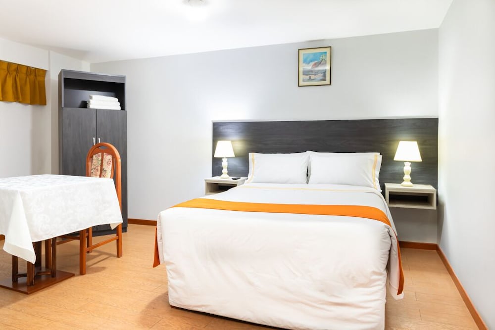 Business Double Room Single Use, 1 Large Twin Bed, Ensuite