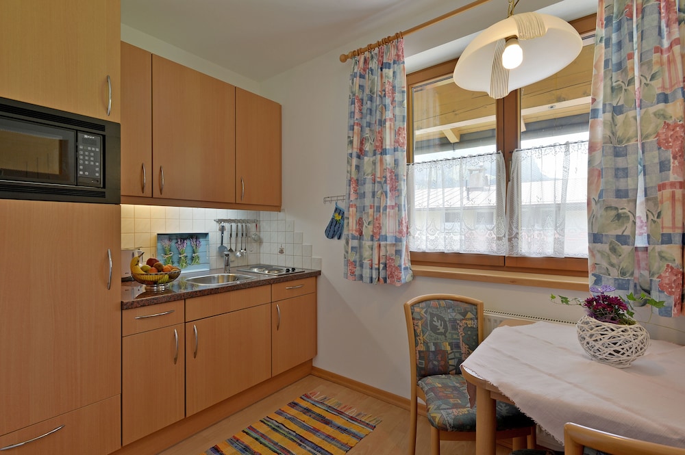 Suite, 1 Bedroom, Kitchen, Mountain View (Kaisersuite, Cleaning fee 85EUR) photo 2