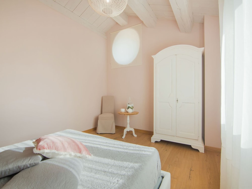 Villa photo 2