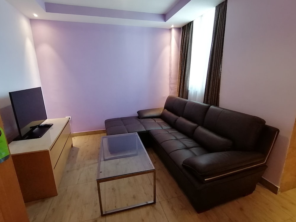 Junior Suite, 1 King Bed with Sofa bed