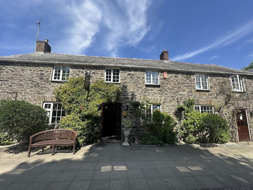 Double Room, Ensuite, Courtyard View (Dog Friendly ) photo 3