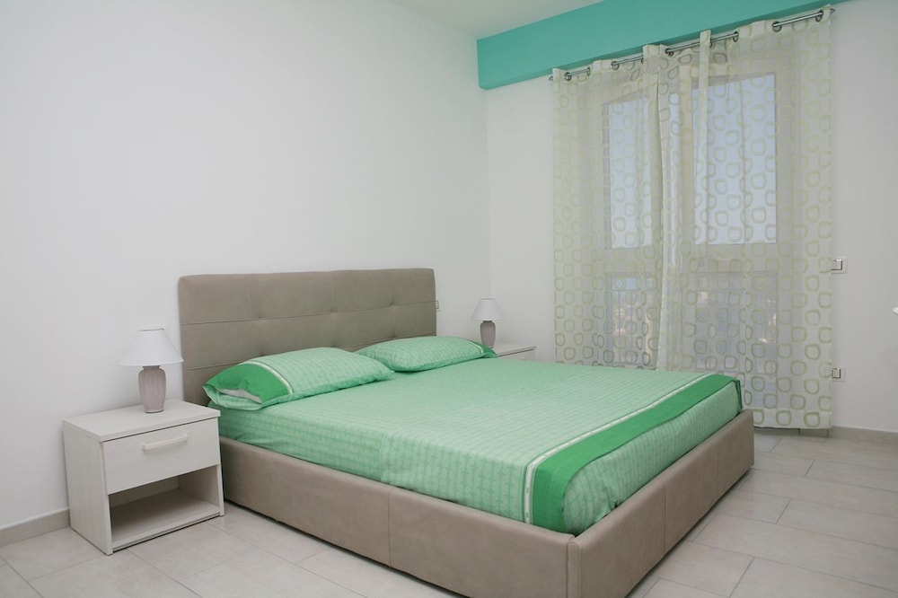 Panoramic Quadruple Room, Sea View photo 1