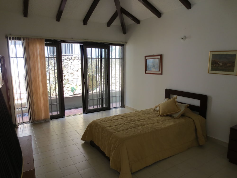 House, 3 Bedrooms, Private Pool photo 1