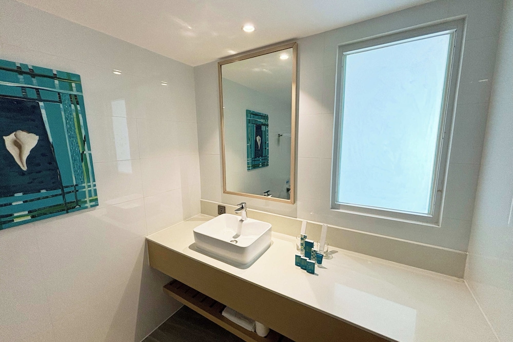 Executive Room, Bay View - Photo 4