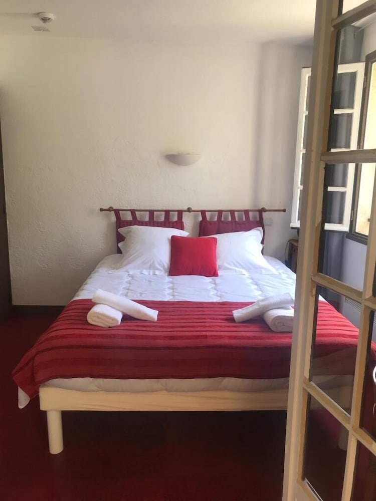 Comfort Triple Room, 2 Bedrooms, Non Smoking, River View photo 1