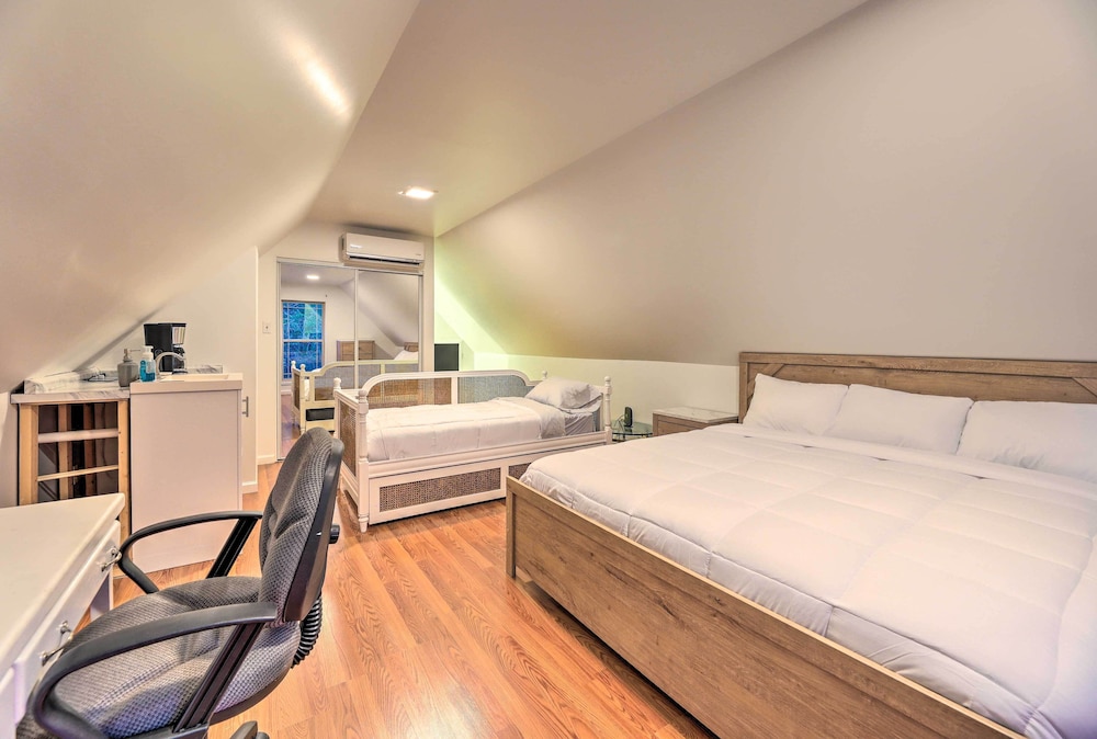 House (4 Bedrooms) photo 2