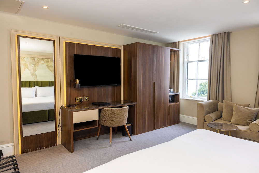 Room, 1 Queen Bed, Balcony, Sea View - Photo 2