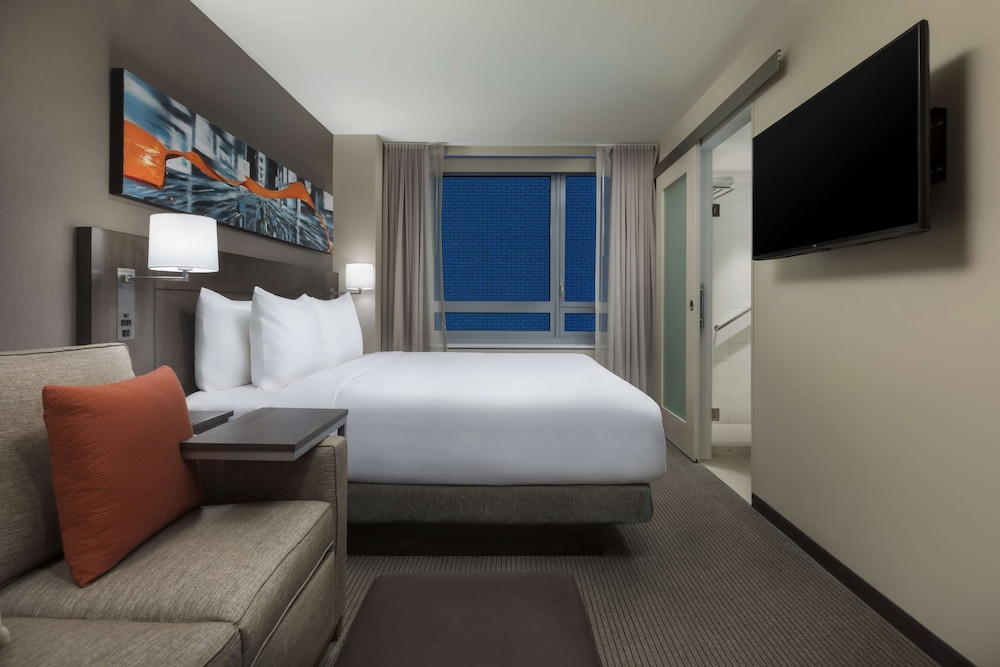 Room, 1 King Bed with Sofa bed