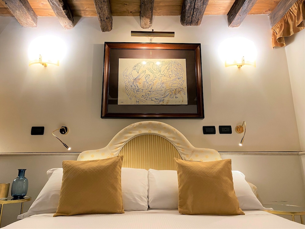 Economy Double Room, Private Bathroom, Ground Floor photo 3