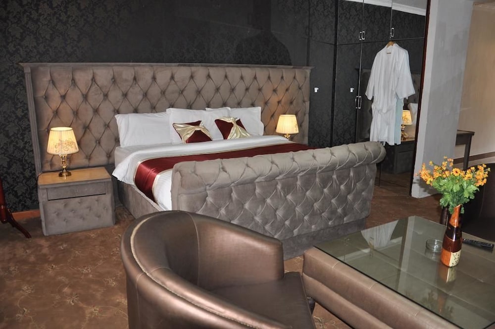 Deluxe Double Room Single Use