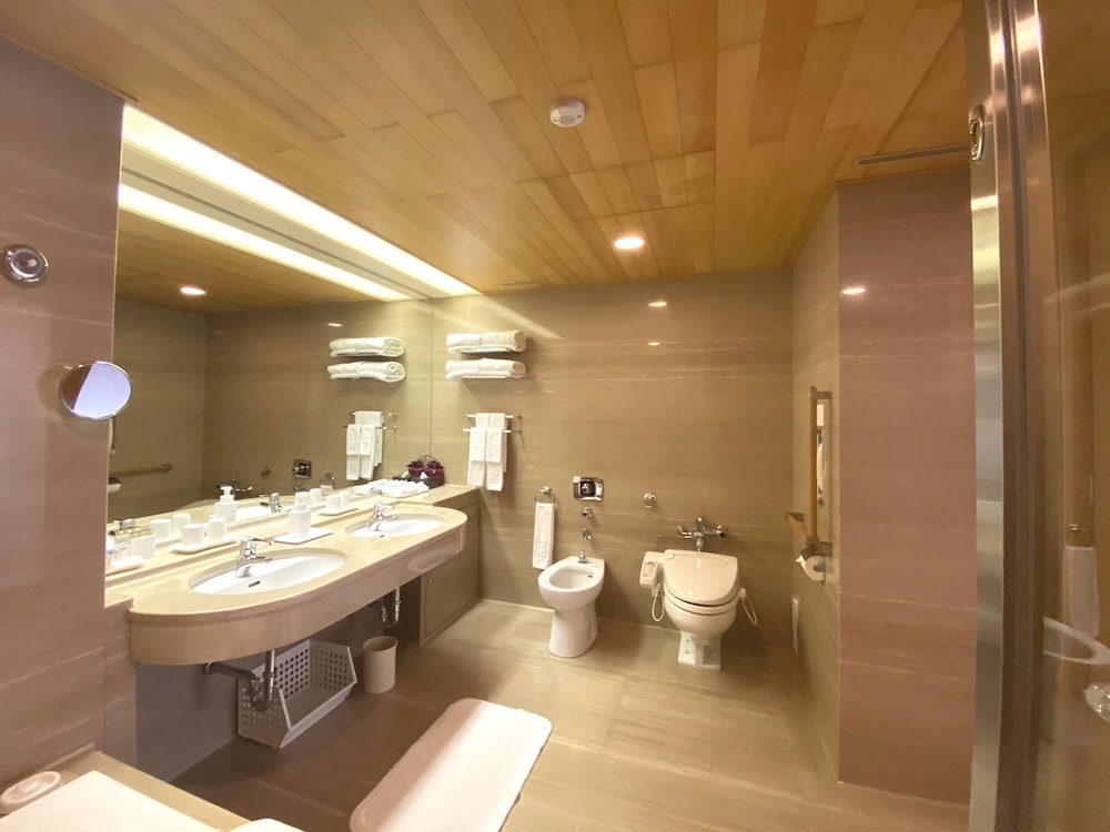 Suite Room B, Non Smoking - Photo 5